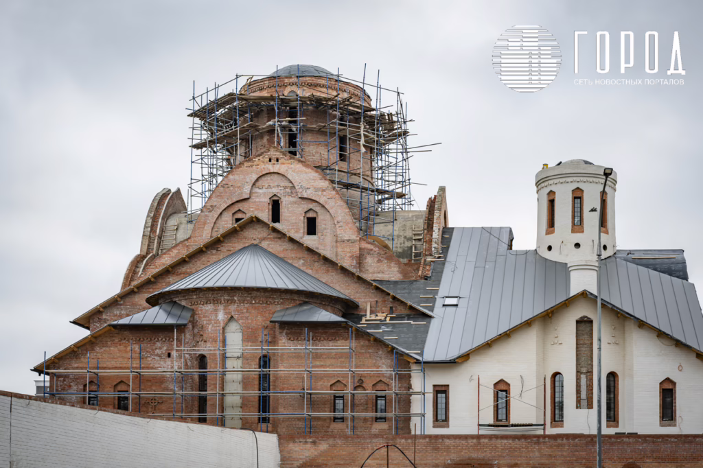 Стройка храма Сорока Севастийских мучеников в микрорайоне Самолет Краснодара (13)
