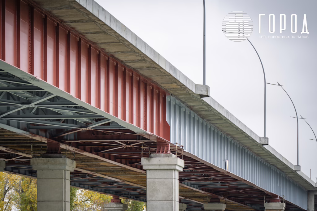Покраска тургеневского моста в Краснодаре