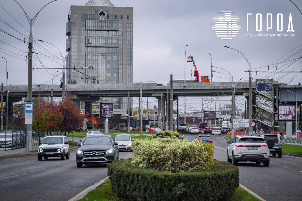 Со стороны ЮМР вид на ремонт тургеневского путепровода