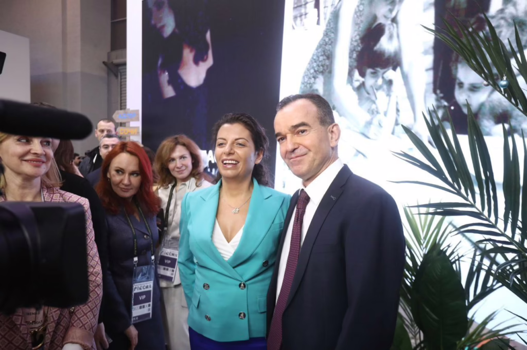 Кондратьев и Симоньян