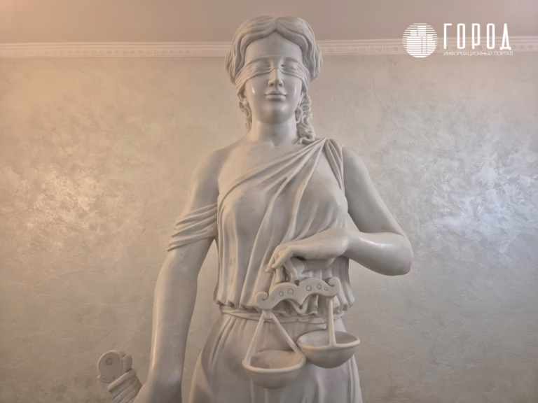 В Крымском районном суде «зависли» громкие коррупционные дела