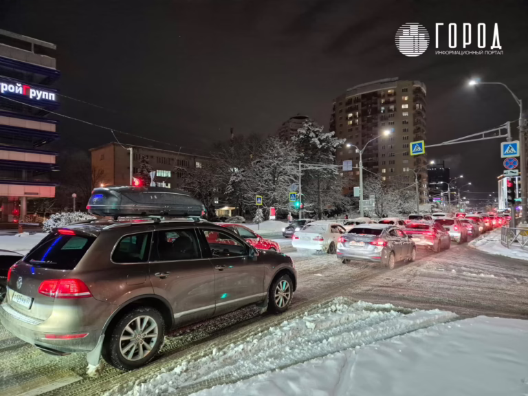 Прокуратура начала проверку коммунальных служб Кубани после парализующего снегопада и гололеда