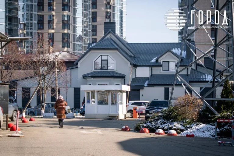 Экс-вице-губернатор Анна Минькова сидит под домашним арестом на глазах тысяч краснодарцев