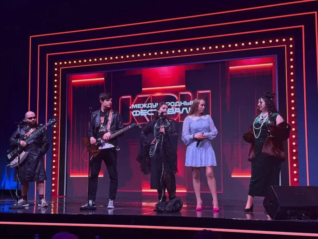 КВН тот и не тот: в Сочи прошёл зимний фестиваль веселых и находчивых 2026 года