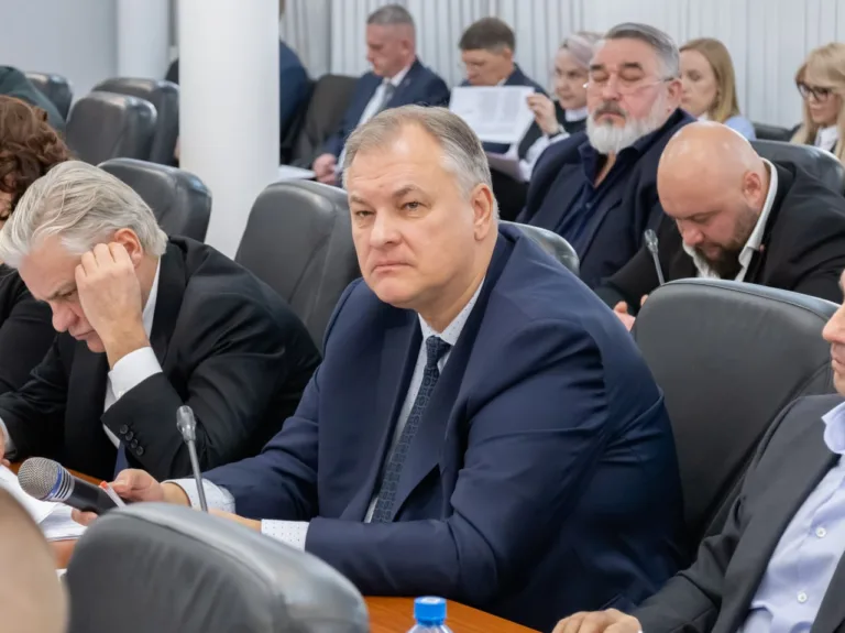 В Краснодаре расследуют уголовное дело по контрактам мэрии с фирмами депутата Виктора Тимофеева