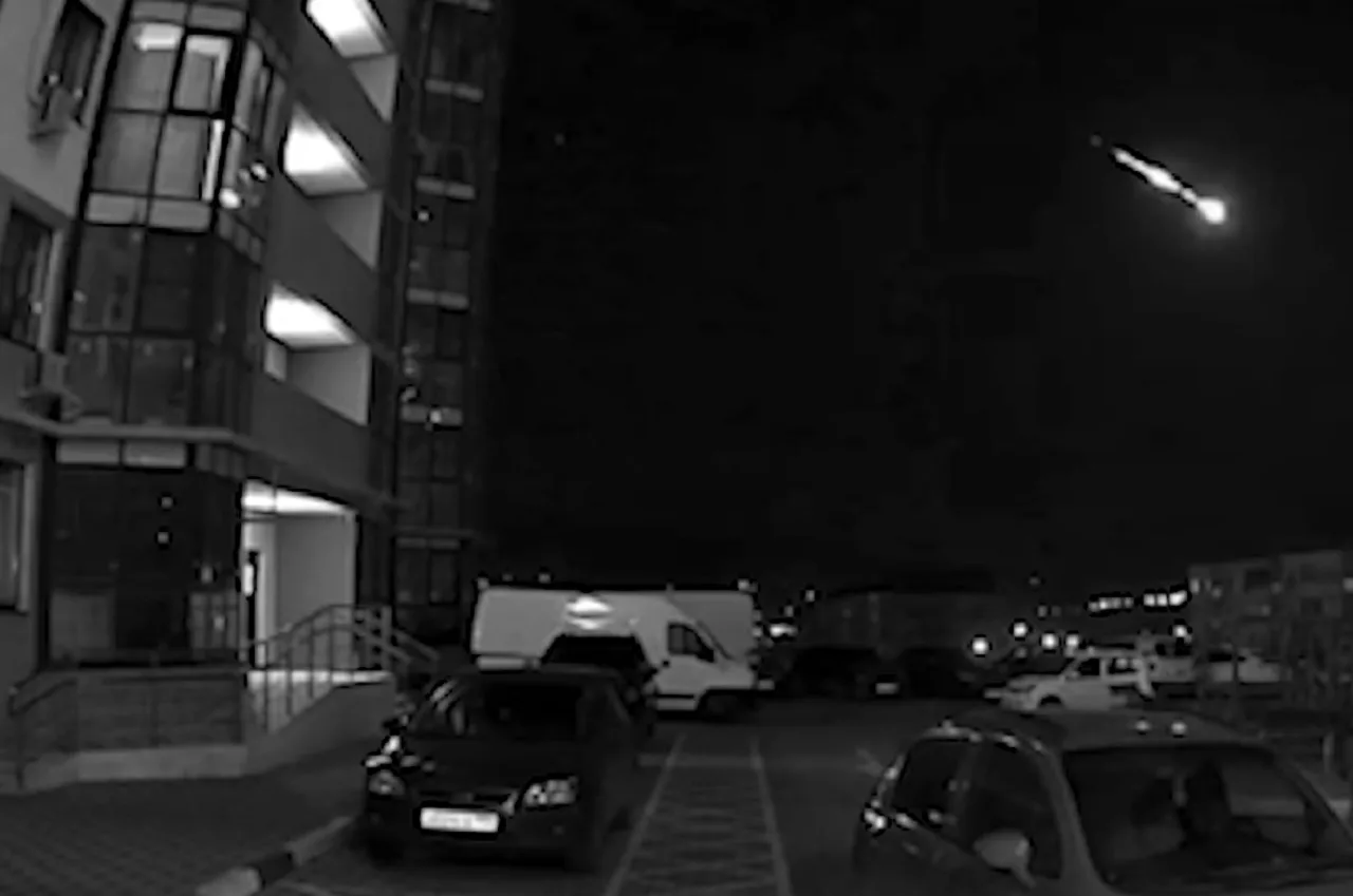 Огненный шар в небе над Краснодарский краем