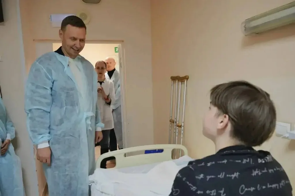 В Новороссийске из-за атак беспилотников пострадали 7 человек и повреждены более 100 домов