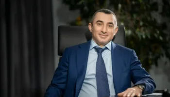 Борис Юнанов