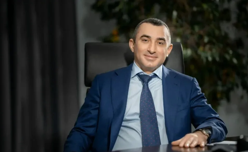 Борис Юнанов