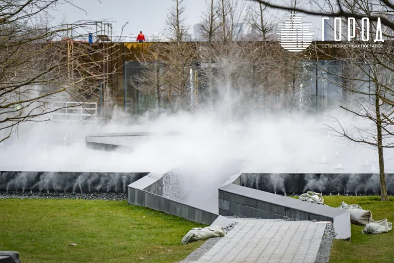 Озеро Старости в парке Галицкого готовят к открытию: посетители смогут ходить по воде