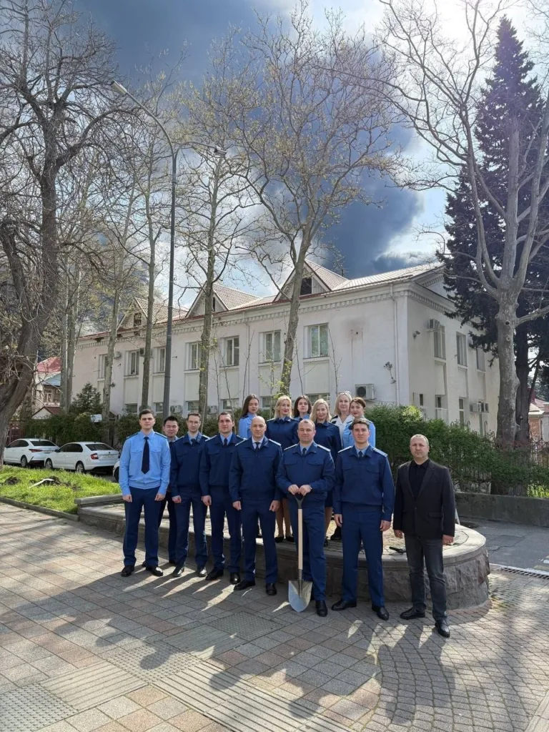 Краевые власти на третьи сутки признали экологическое бедствие в Туапсе