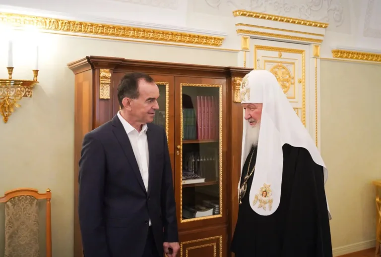 Губернатор Краснодарского края уехал в Москву от новых арестов своего окружения