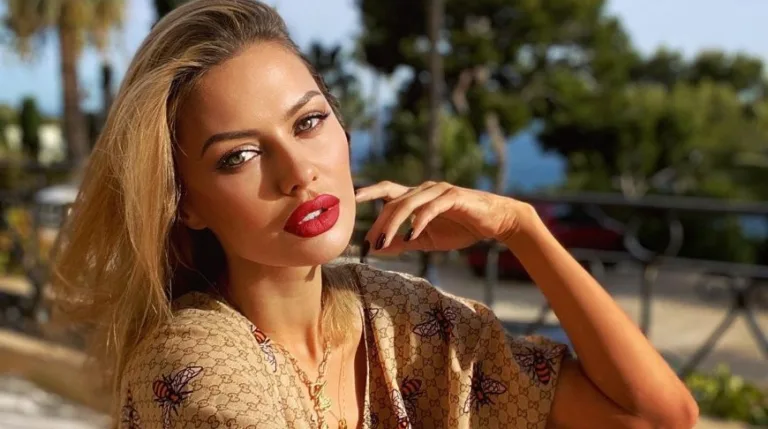 Виктория Боня записала обращение к Путину и перечислила острые проблемы России