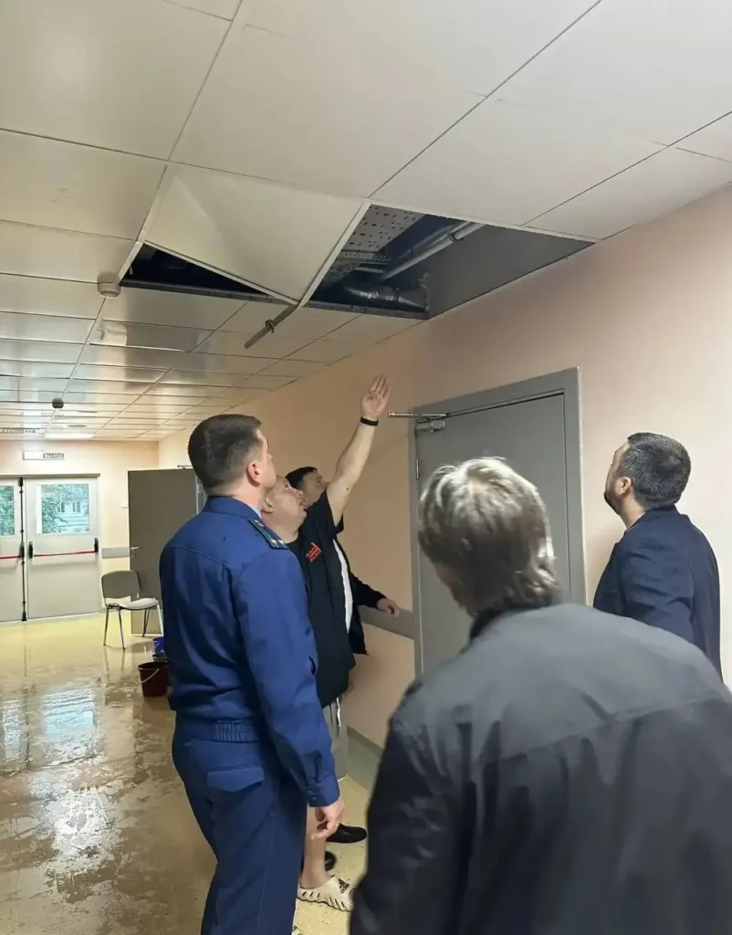 Затопило новую поликлинику, показанную Владимиру Путину губернатором Краснодарского края