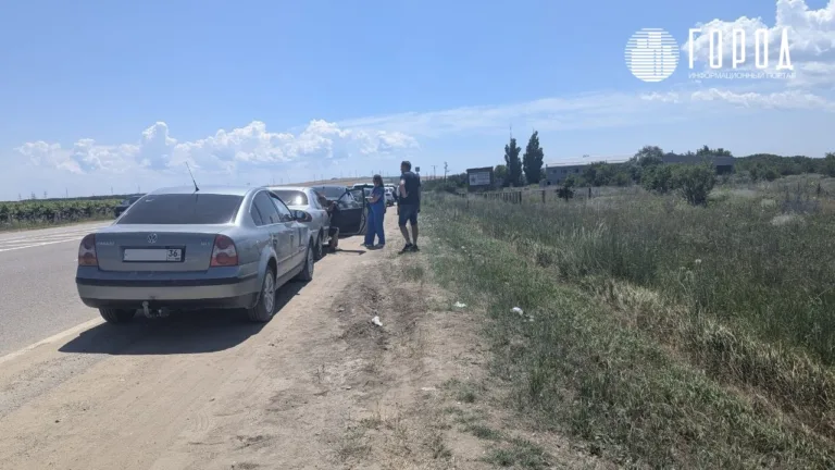 Жители Темрюкского района и Анапы жалуются на нашествие крымских автомобилистов