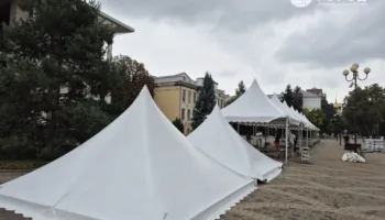 Книжный фестиваль на Пушкинской площади Краснодара 1