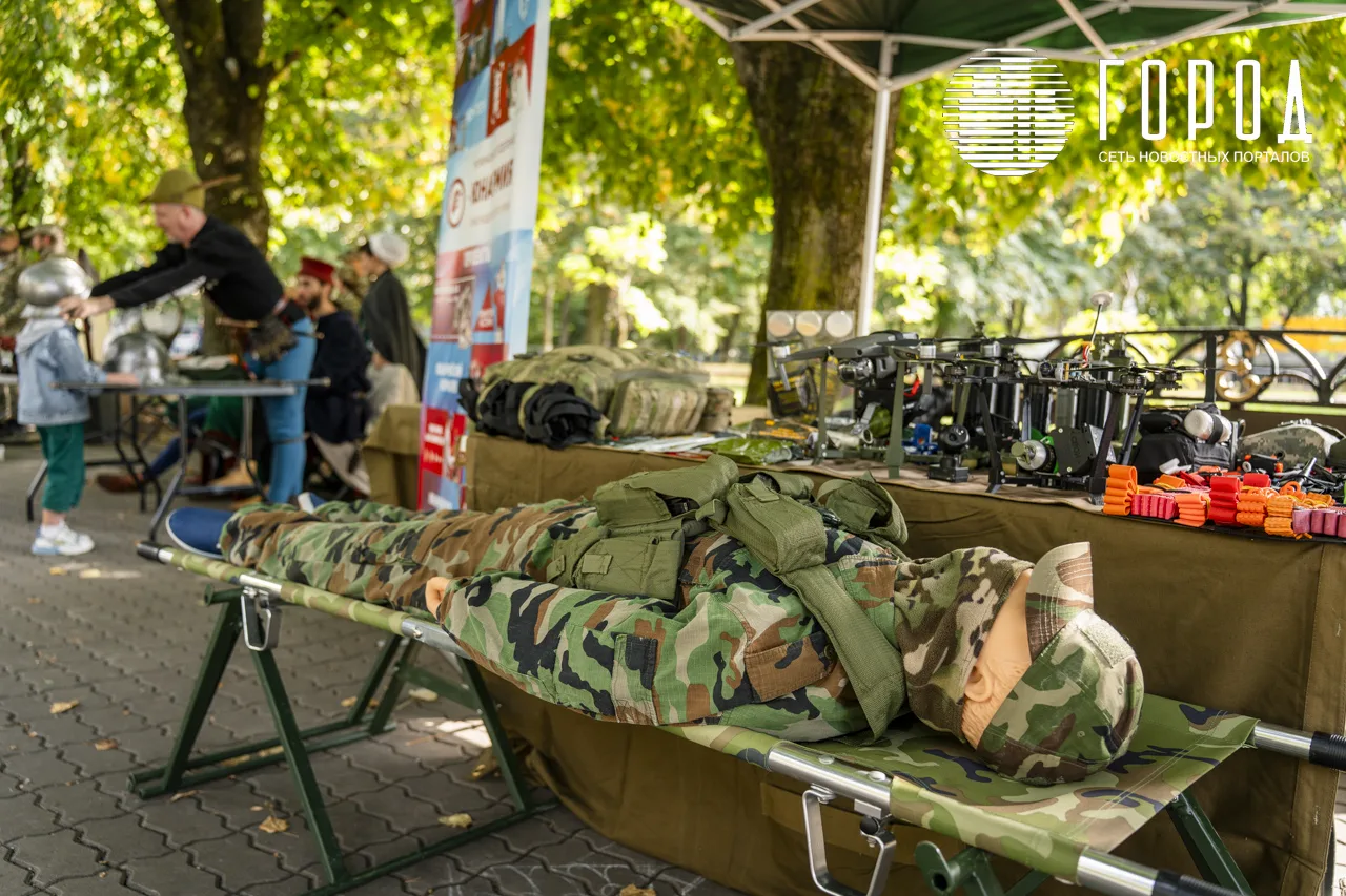 Военные (1)
