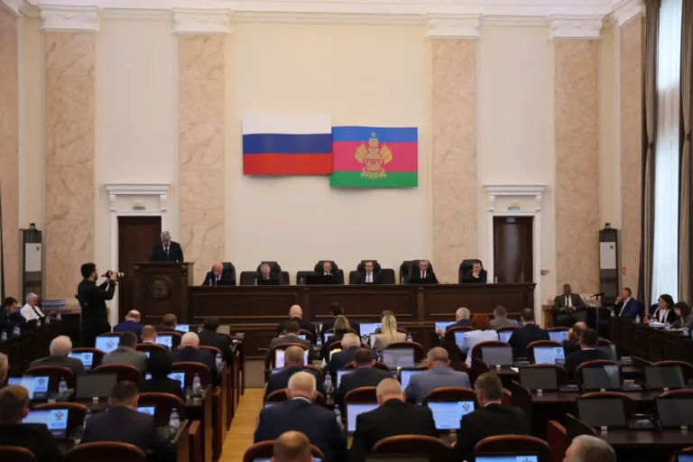 Губернатора и депутатов ЗСК не эвакуировали во время атаки беспилотников