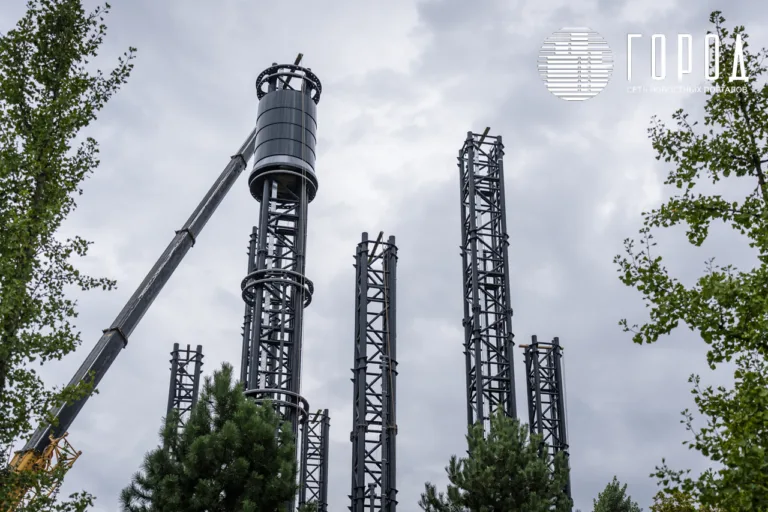 В парке Галицкого создают реплику фонтанной скульптуры «Башни жизни» в Чэнду